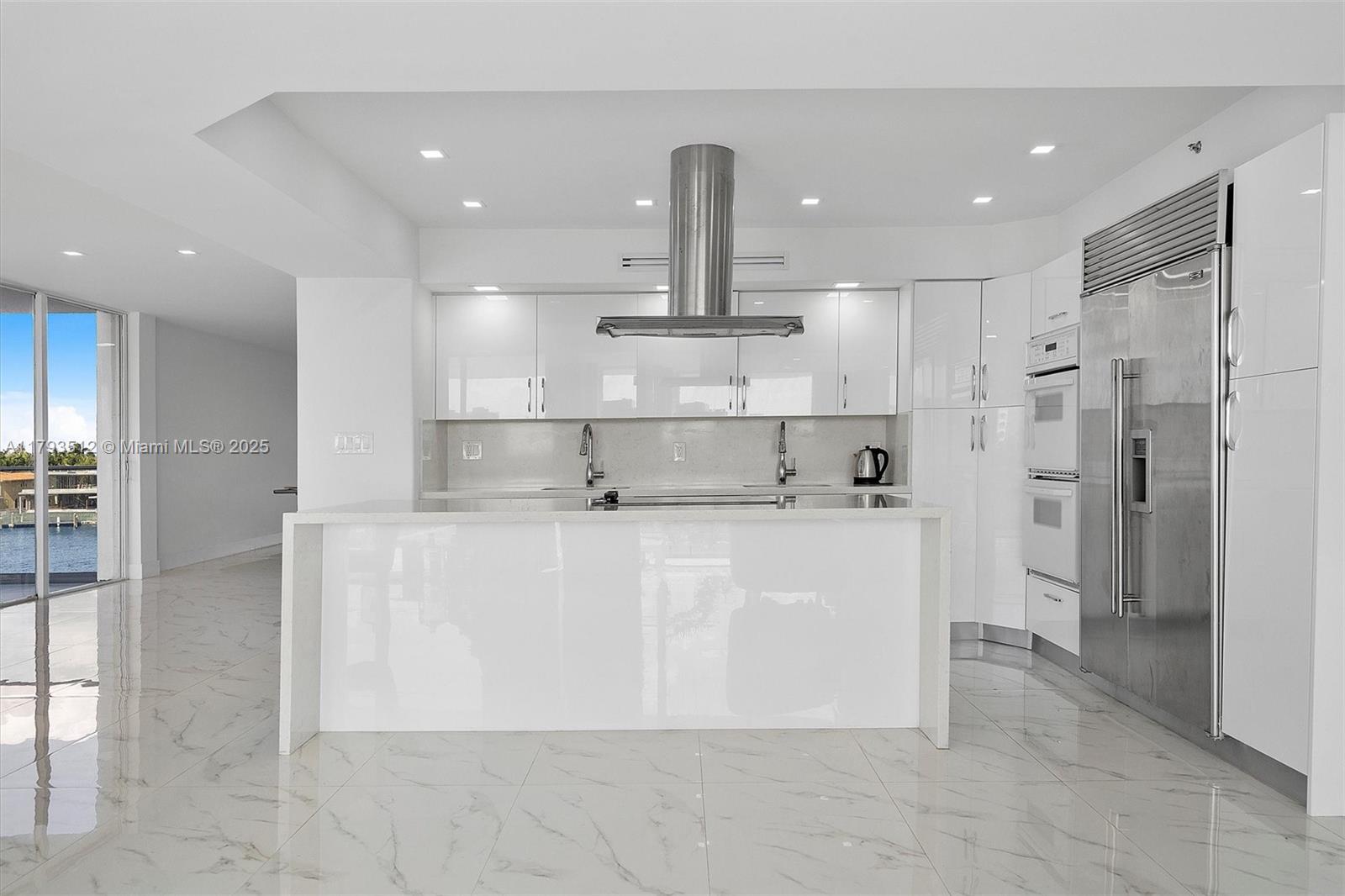 Property photo # 2