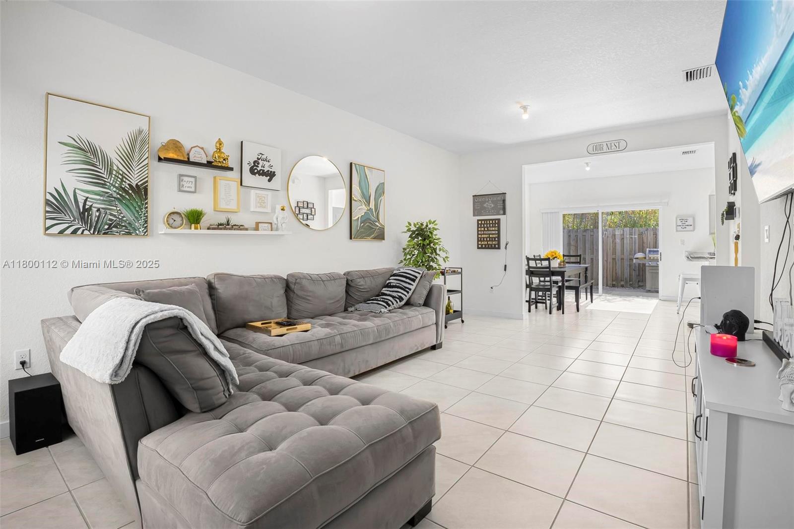 550 NE 4th Ave, Florida City, Florida image 2