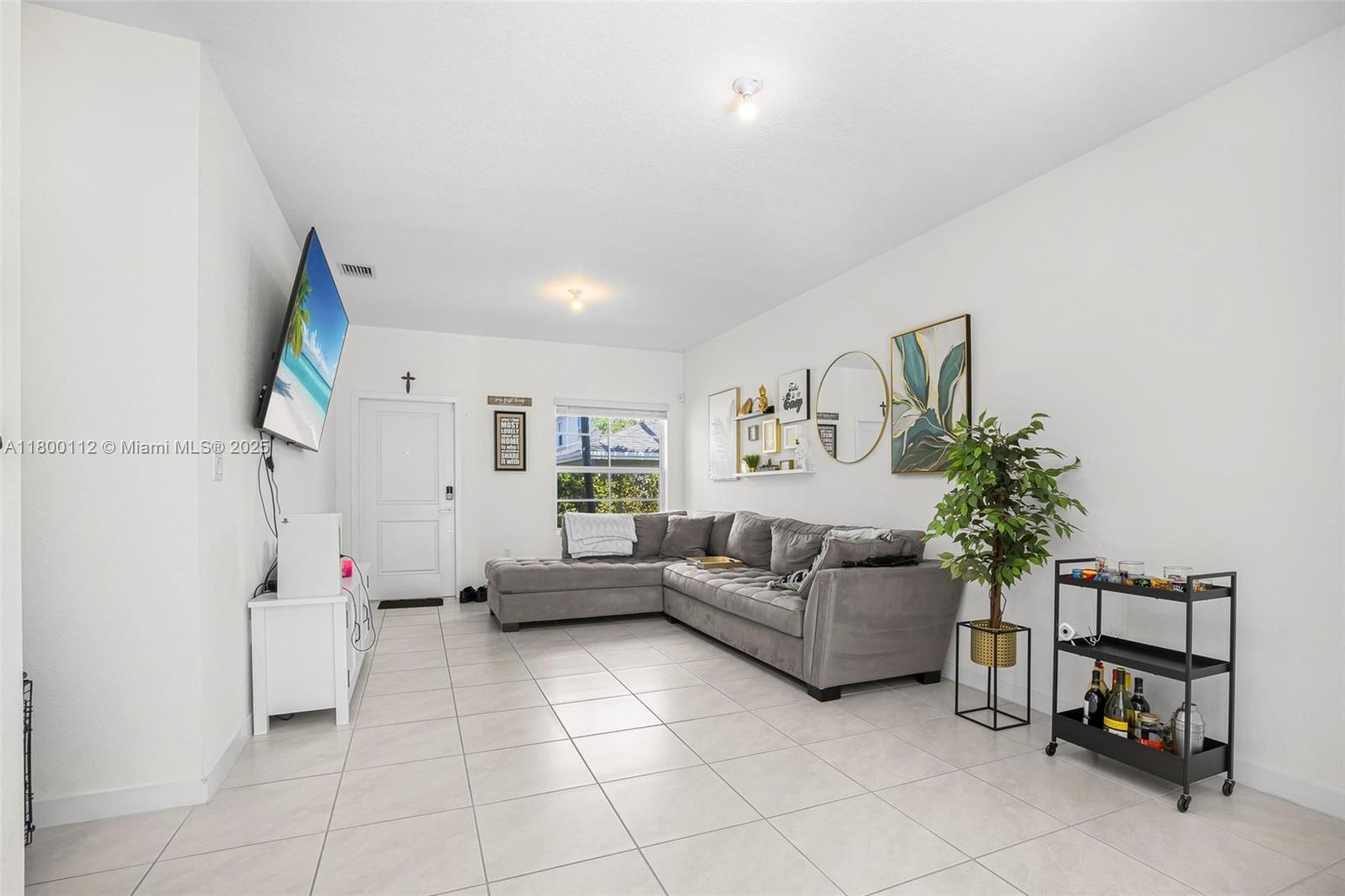 550 NE 4th Ave, Florida City, Florida image 4