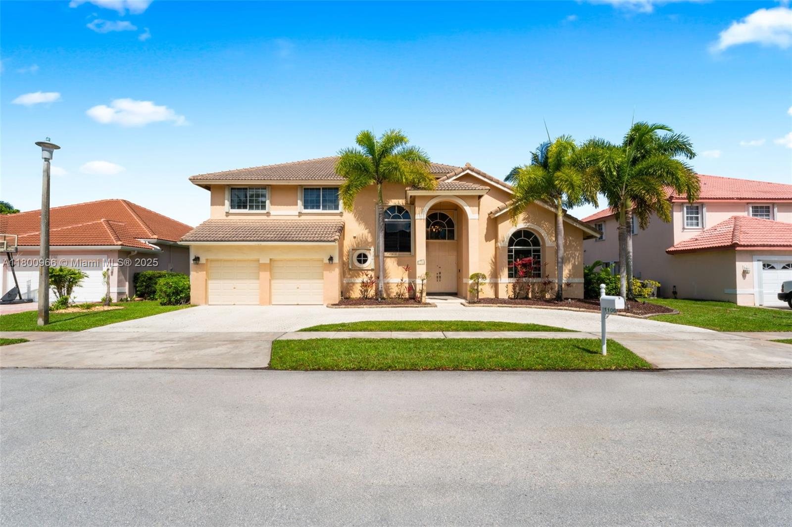 1106 NW 180th Ave, Pembroke Pines, Florida image 2