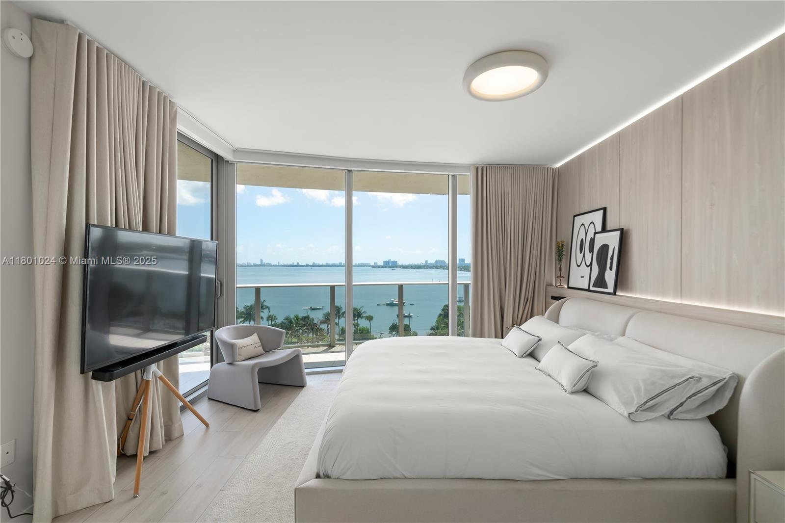 488 NE 18th St #715, Miami, Florida image 26
