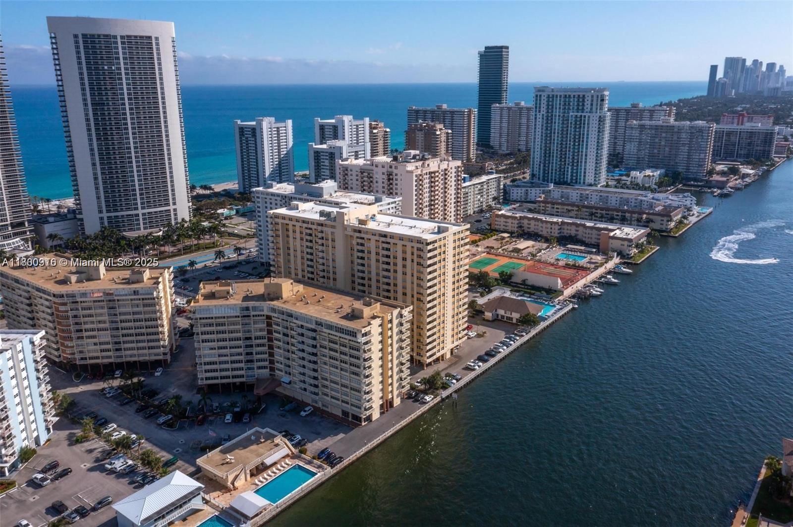 1833 S Ocean Dr #1708, Hallandale Beach, Florida image 23