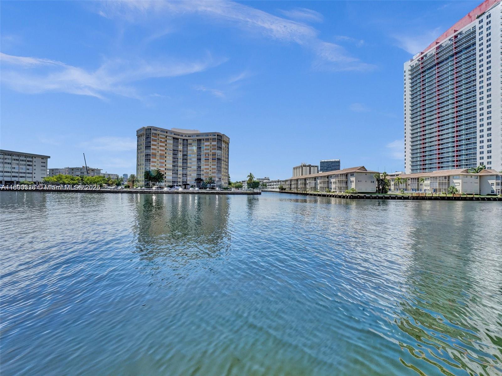 1833 S Ocean Dr #1708, Hallandale Beach, Florida image 8