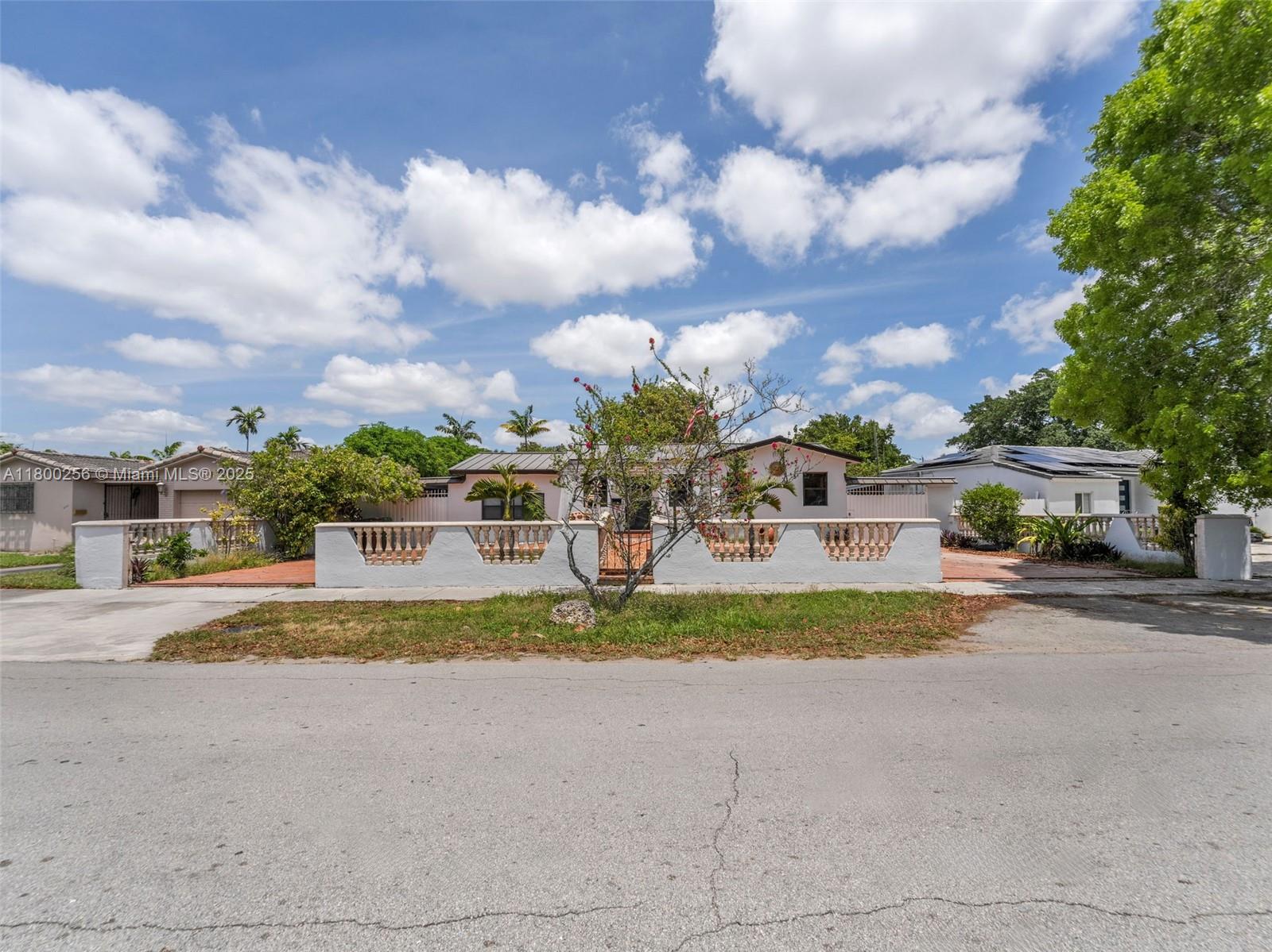341 Pash E Ho Wa Dr, Hialeah, Florida image 2