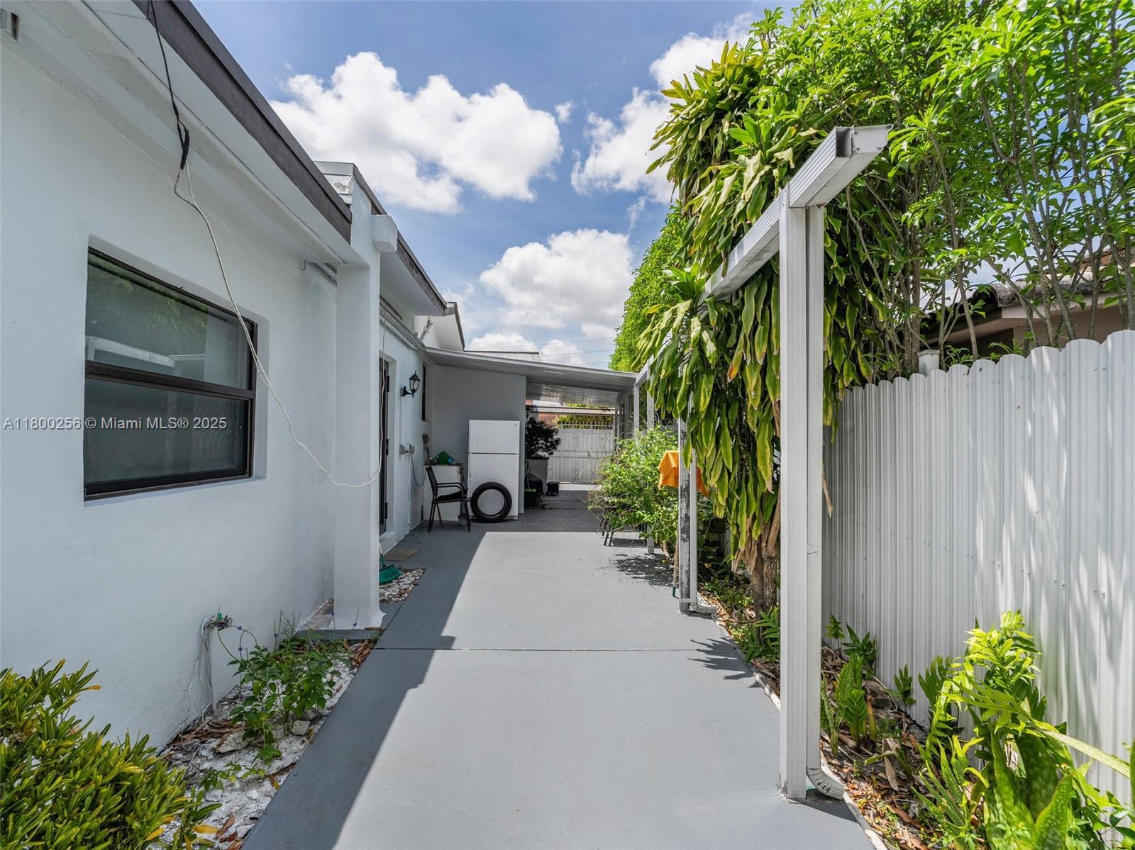 341 Pash E Ho Wa Dr, Hialeah, Florida image 26