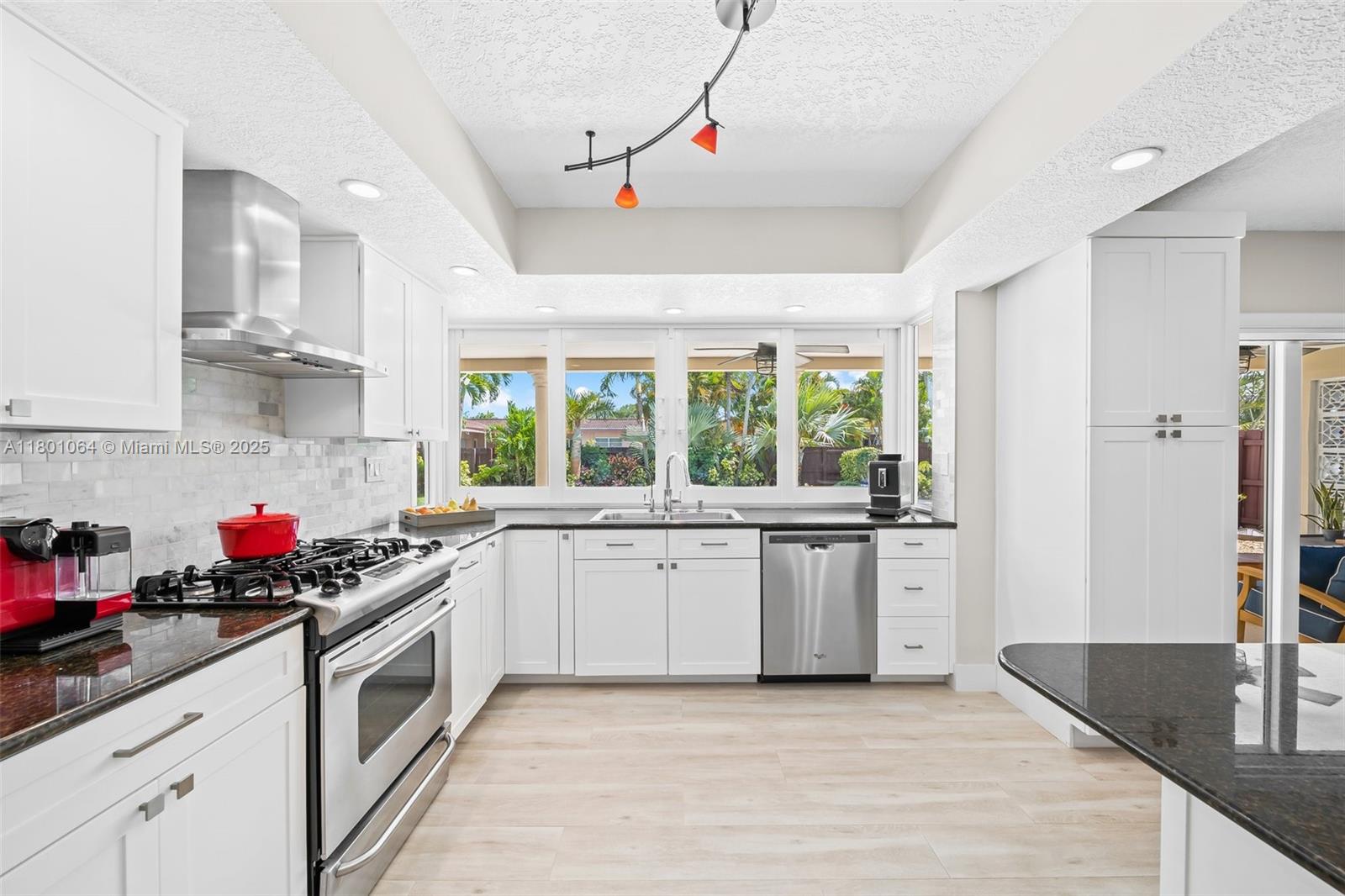 5318 Garfield St, Hollywood, Florida image 8