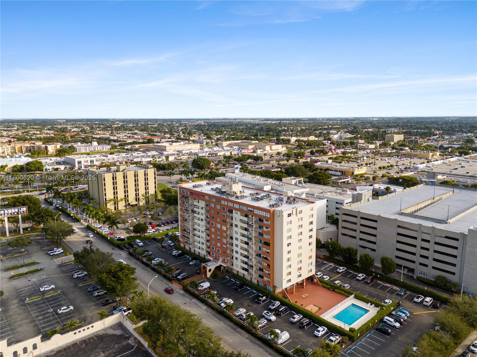 4675 W 18th Ct #806, Hialeah, Florida image 1
