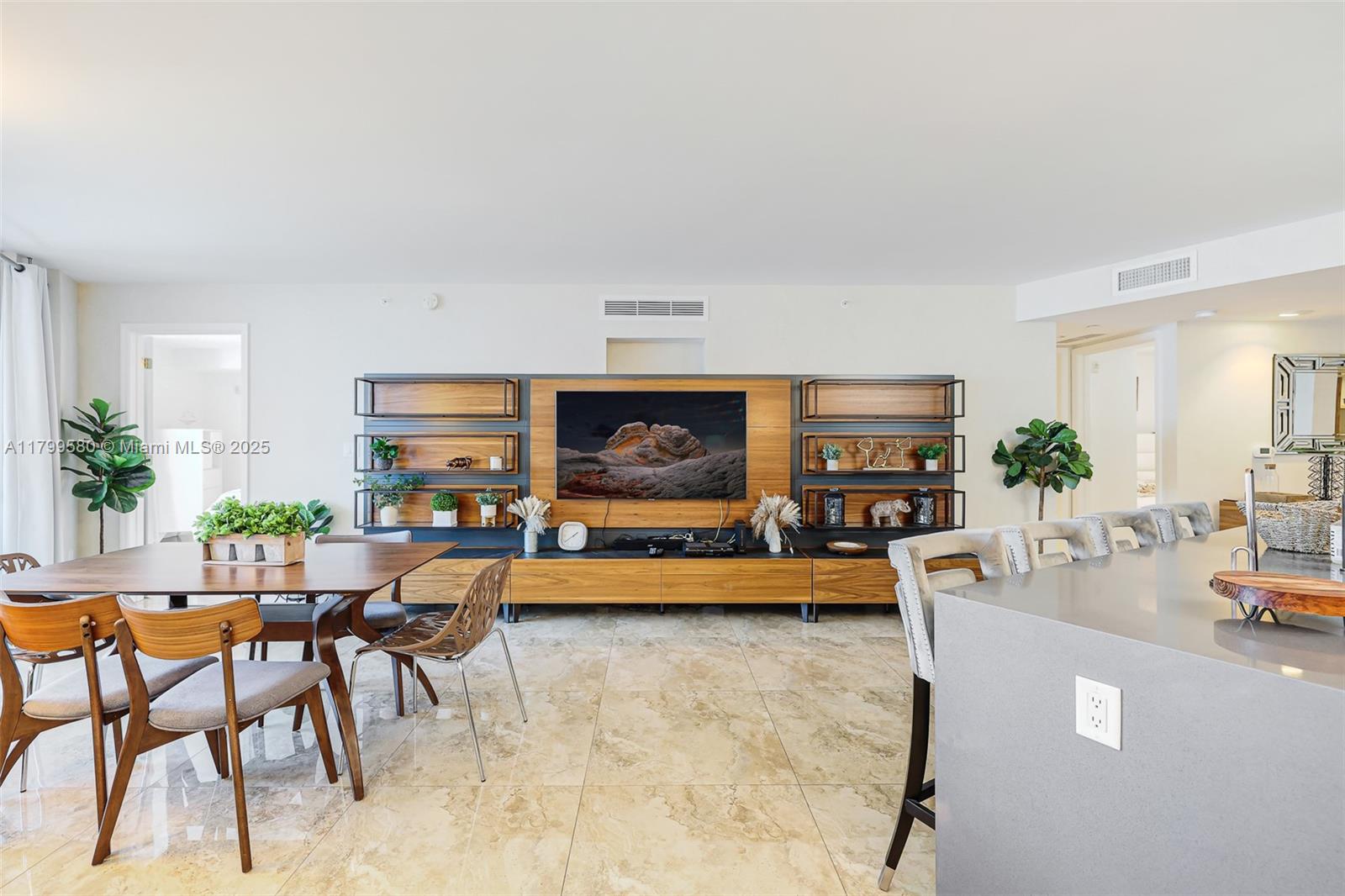 9821 E Bay Harbor Dr. #402, Bay Harbor Islands, Florida image 9