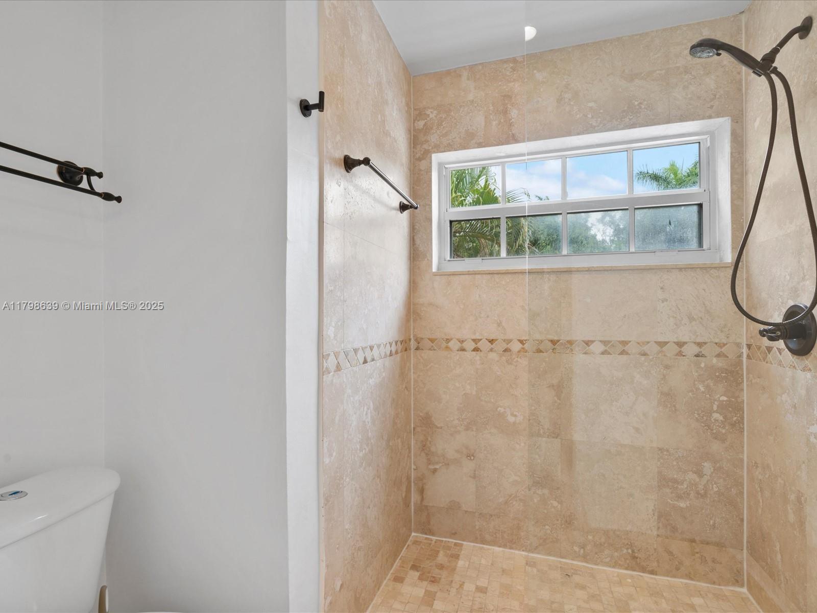 1125 Asturia Ave, Coral Gables, Florida image 6