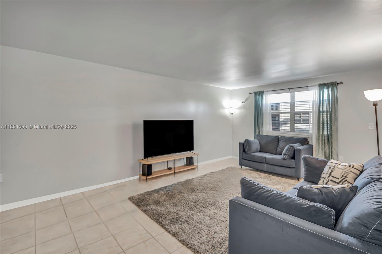9020 NE 8th Ave #2A, Miami Shores, Florida image 9
