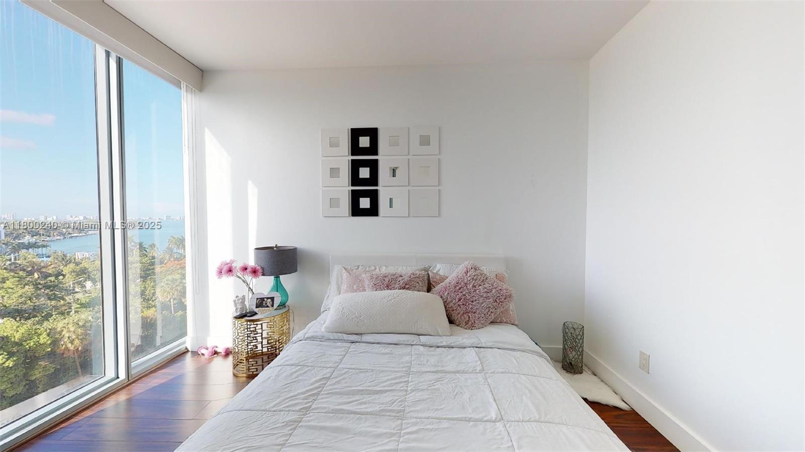 Property photo # 9