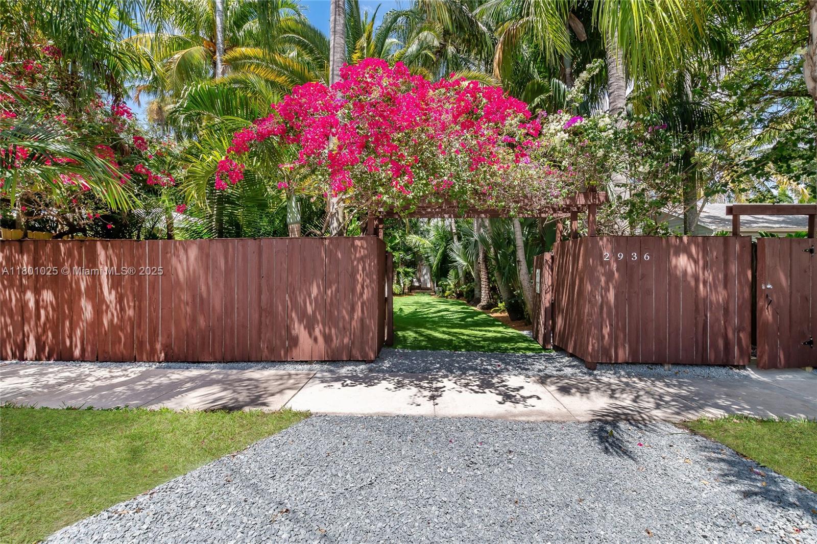 2936 SW 30th Ct, Coconut Grove, Florida image 18