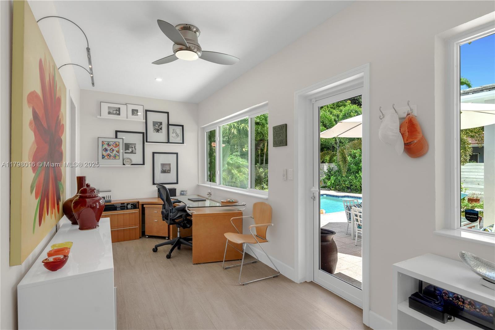 5550 N Bayshore Dr, Miami, Florida image 19