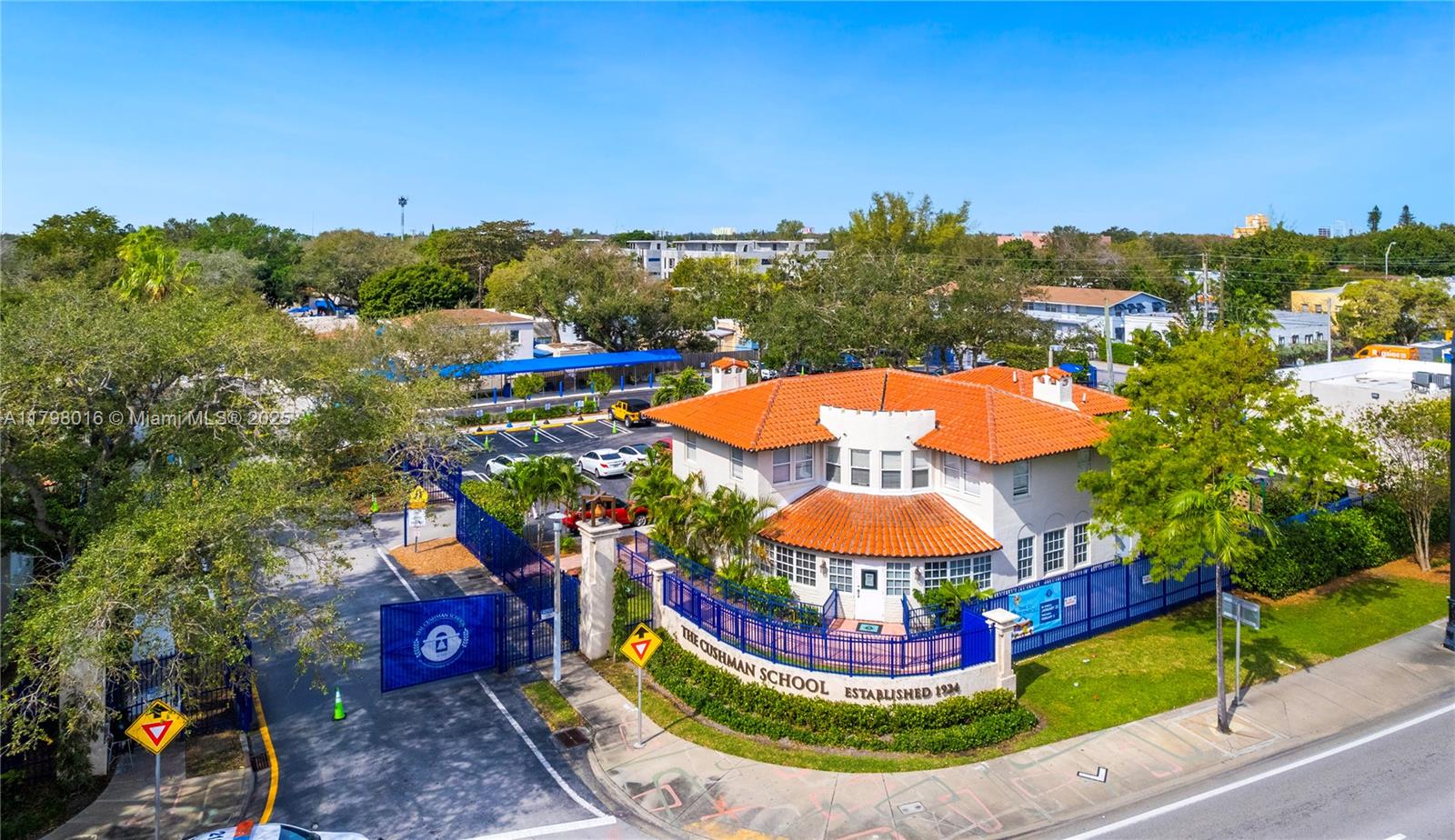 5550 N Bayshore Dr, Miami, Florida image 45