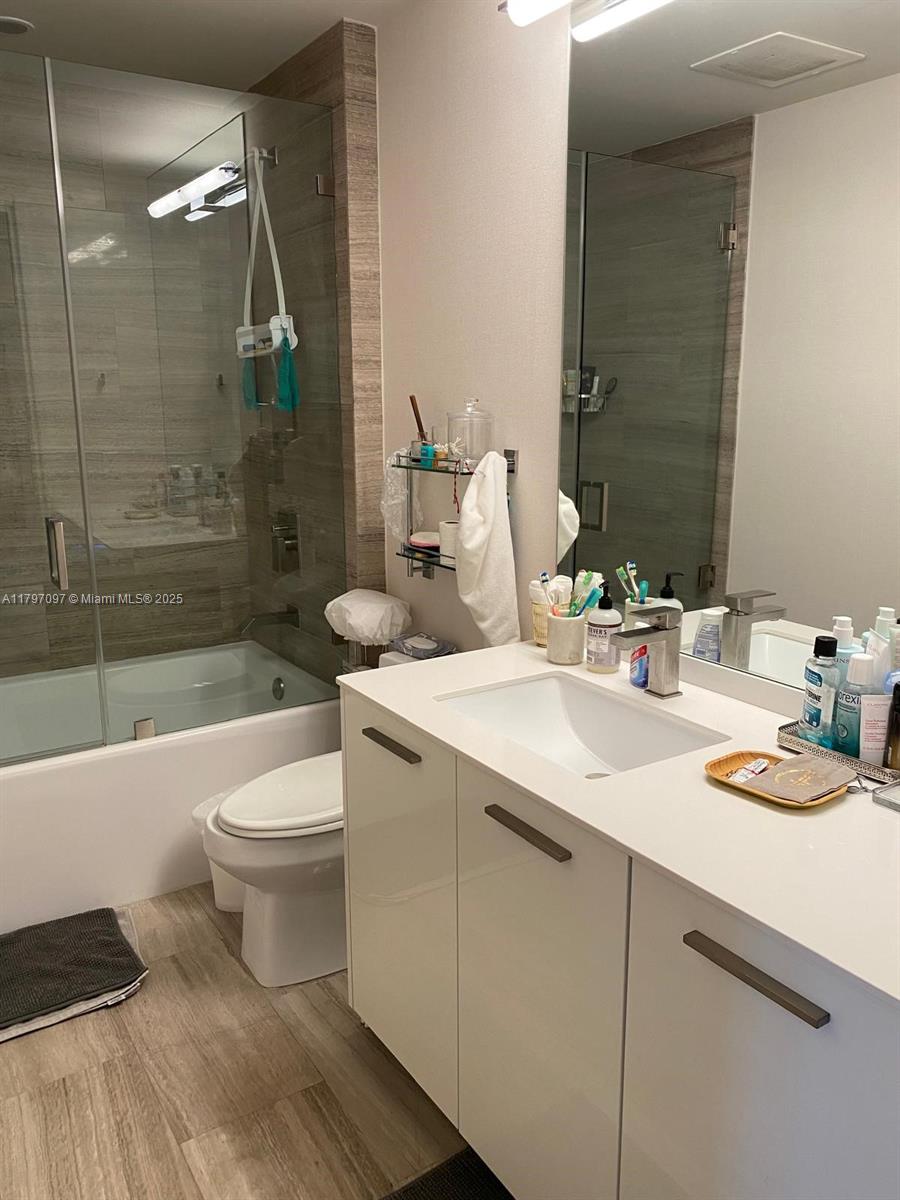 1300 Brickell Bay Dr #3501, Miami, Florida image 16