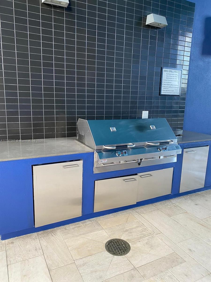 1300 Brickell Bay Dr #3501, Miami, Florida image 24