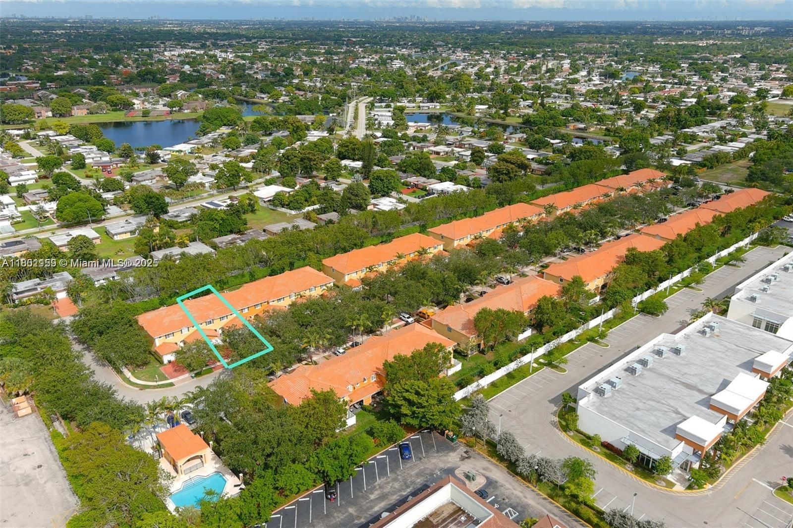 6604 Catalina Ln, Tamarac, Florida image 26