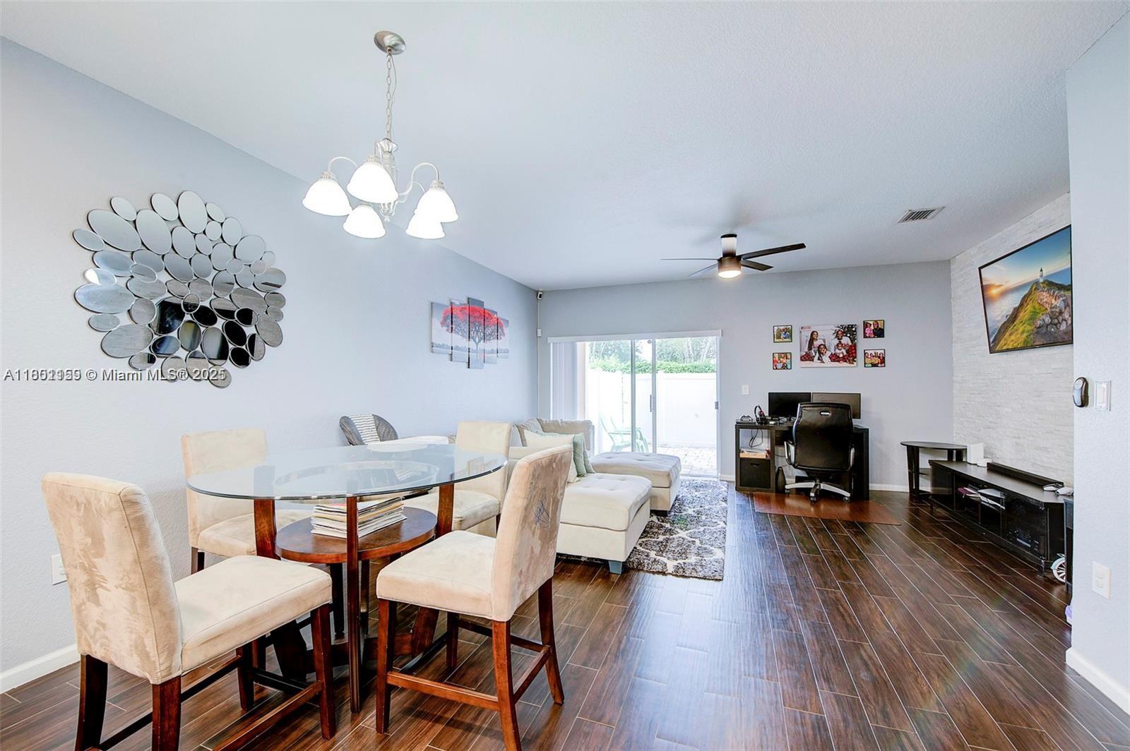6604 Catalina Ln, Tamarac, Florida image 7