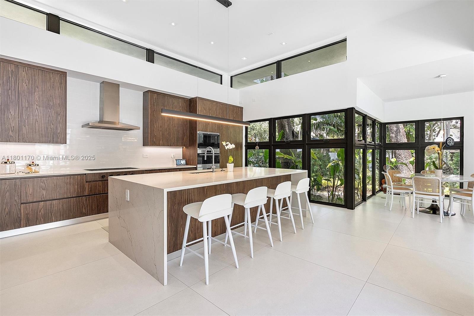 4151 Gate Ln, Miami, Florida image 5