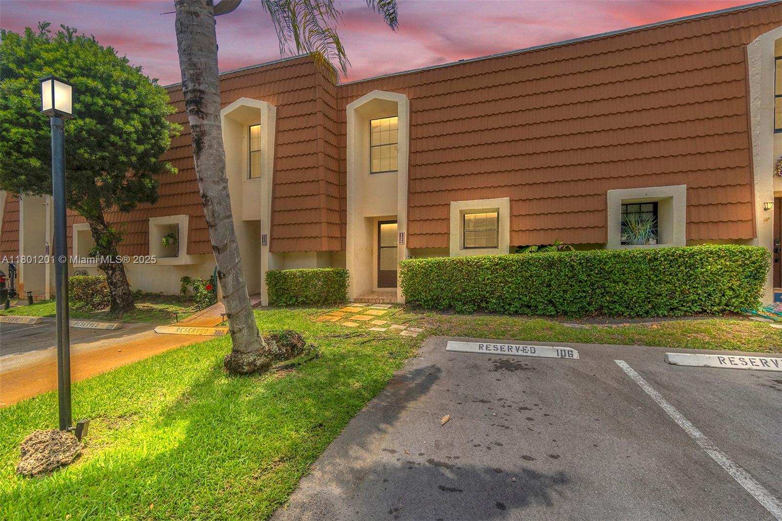 125 NW 115th Ter, Plantation, Florida image 1