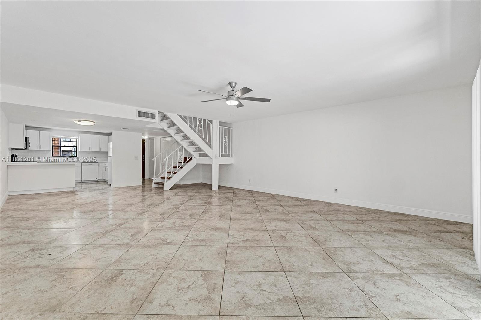 125 NW 115th Ter, Plantation, Florida image 6