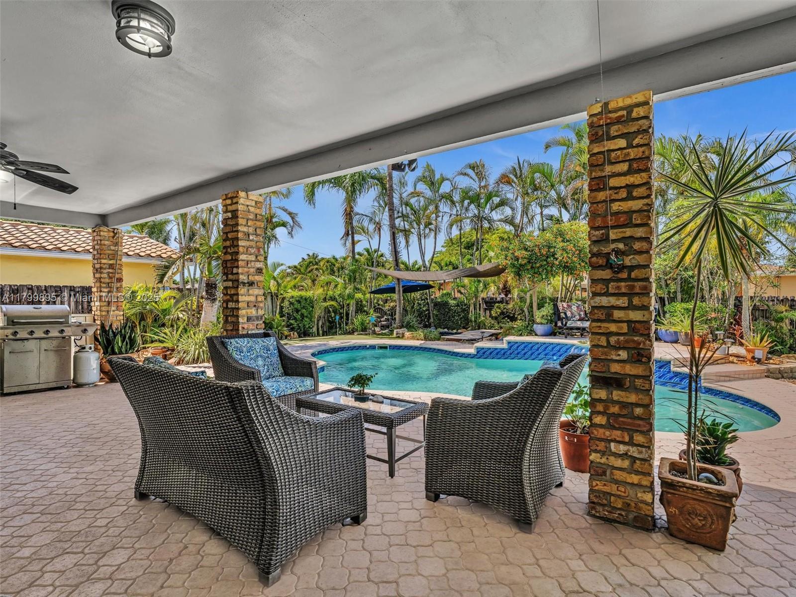 5119 Hayes St, Hollywood, Florida image 3