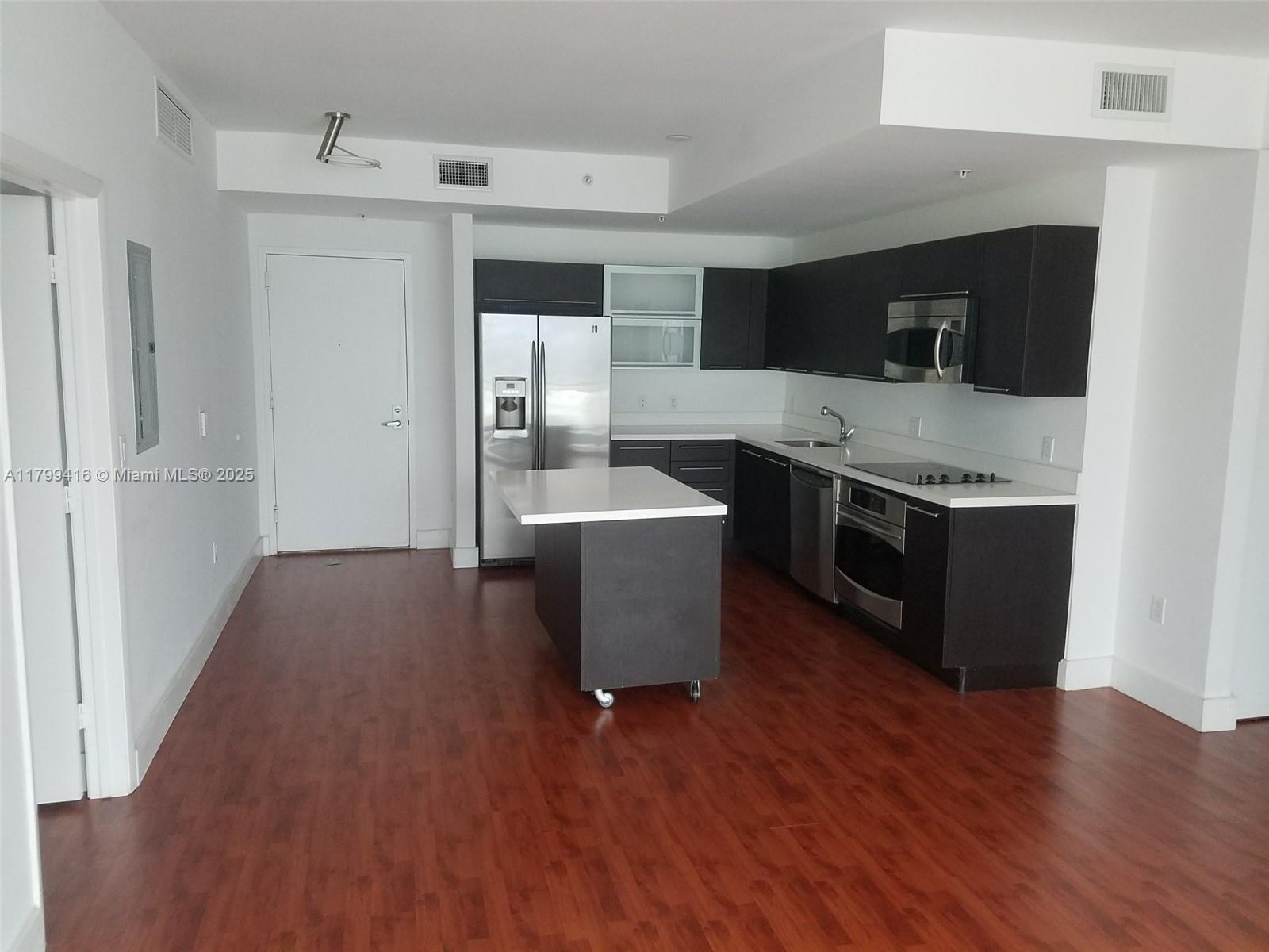 Property photo # 0