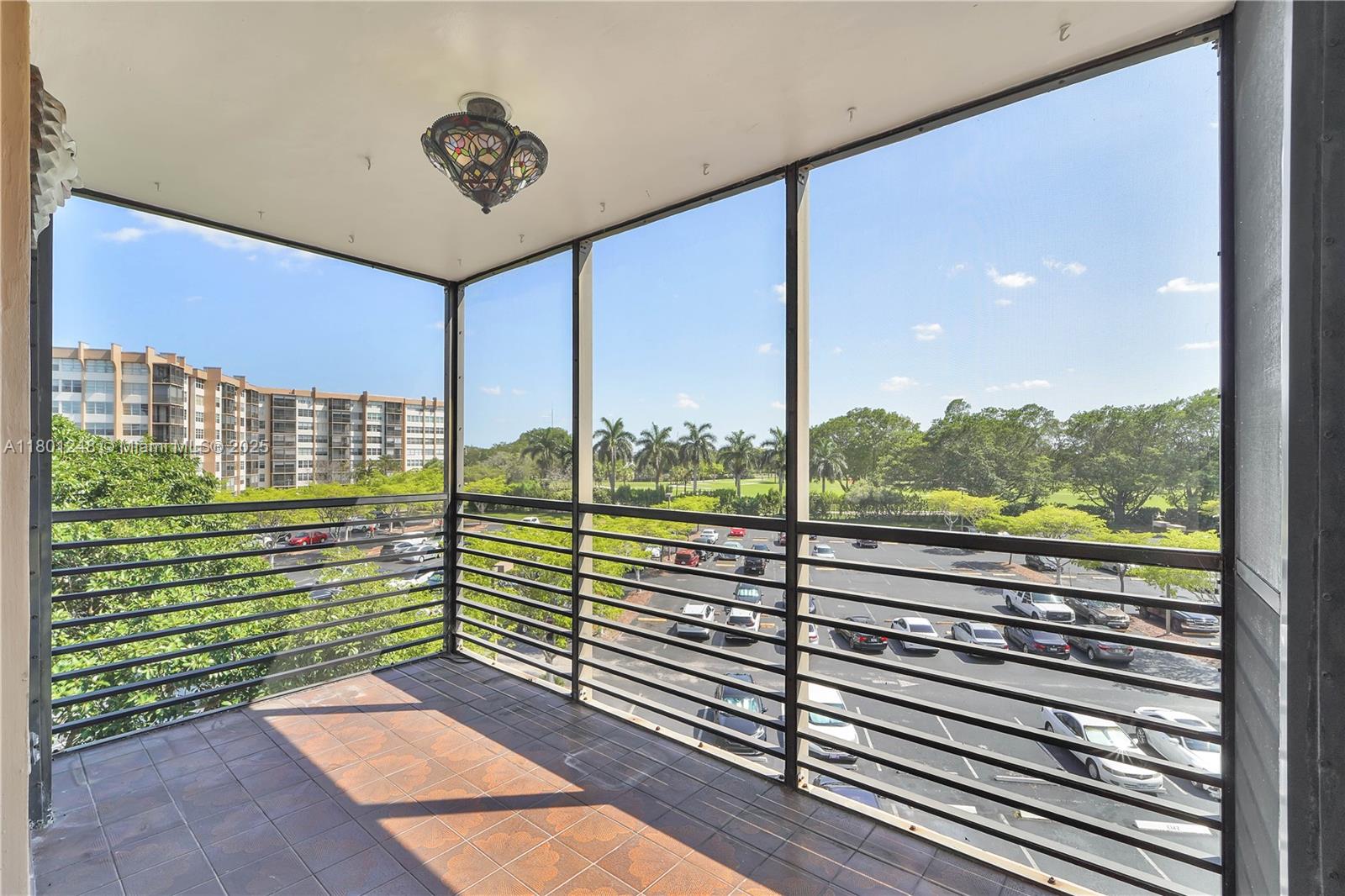 1000 Saint Charles Pl #418, Pembroke Pines, Florida image 18