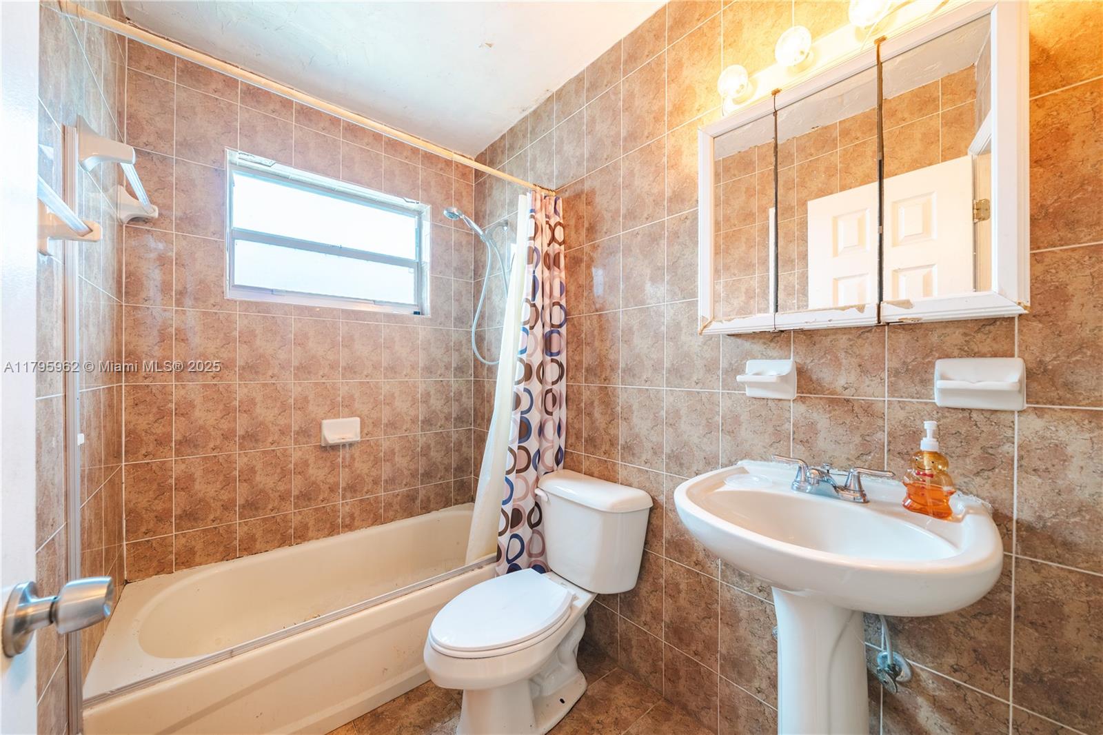 18000 NW 6th Pl, Miami Gardens, Florida image 24