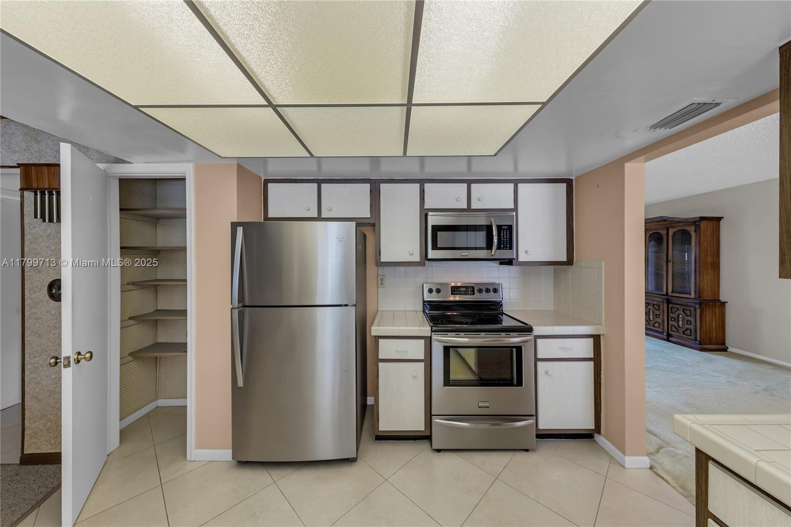 861 SW 58th Ave, Plantation, Florida image 19