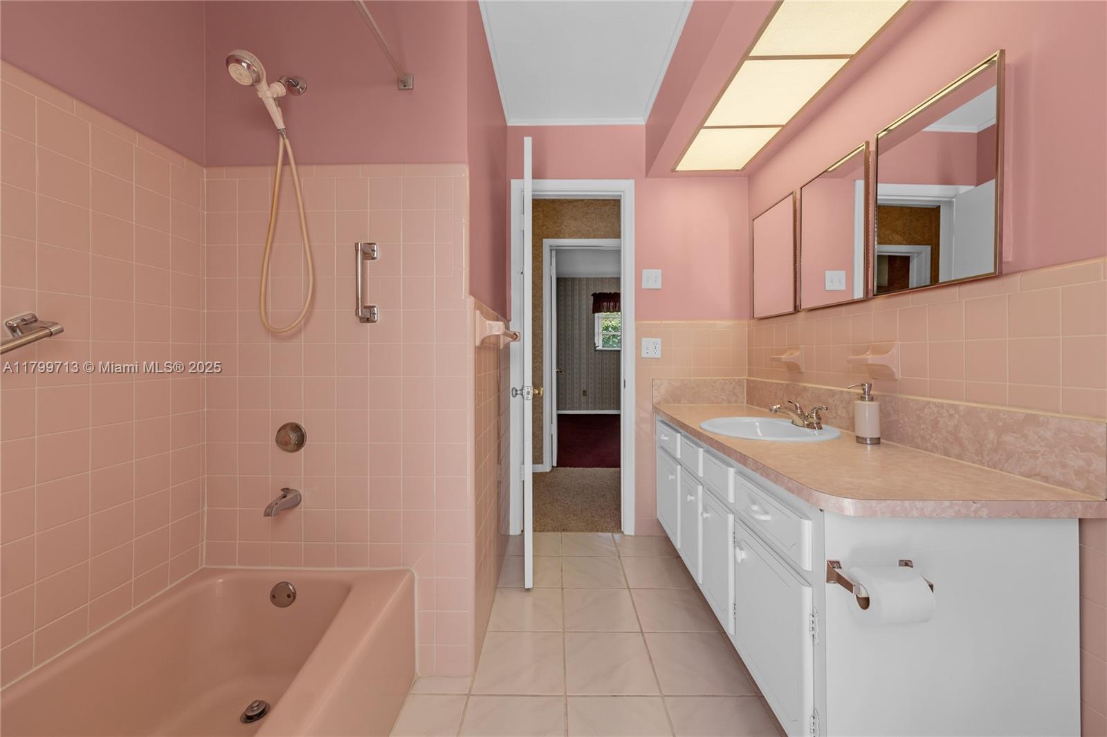 861 SW 58th Ave, Plantation, Florida image 33
