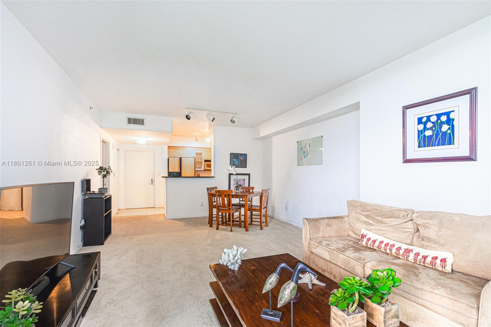 335 BISCAYNE BL Unit 902, Miami, Florida 33131