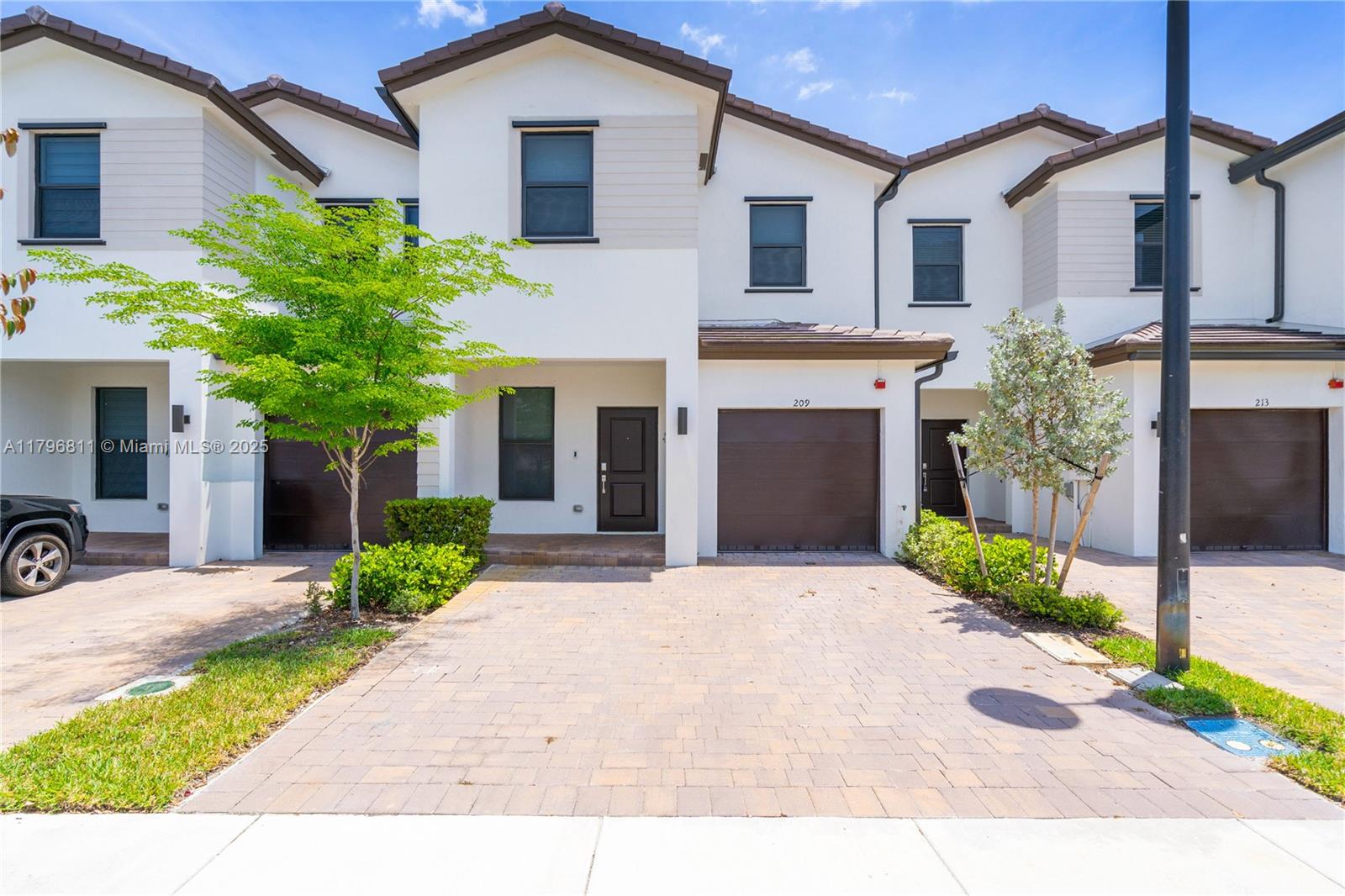 Property photo # 0