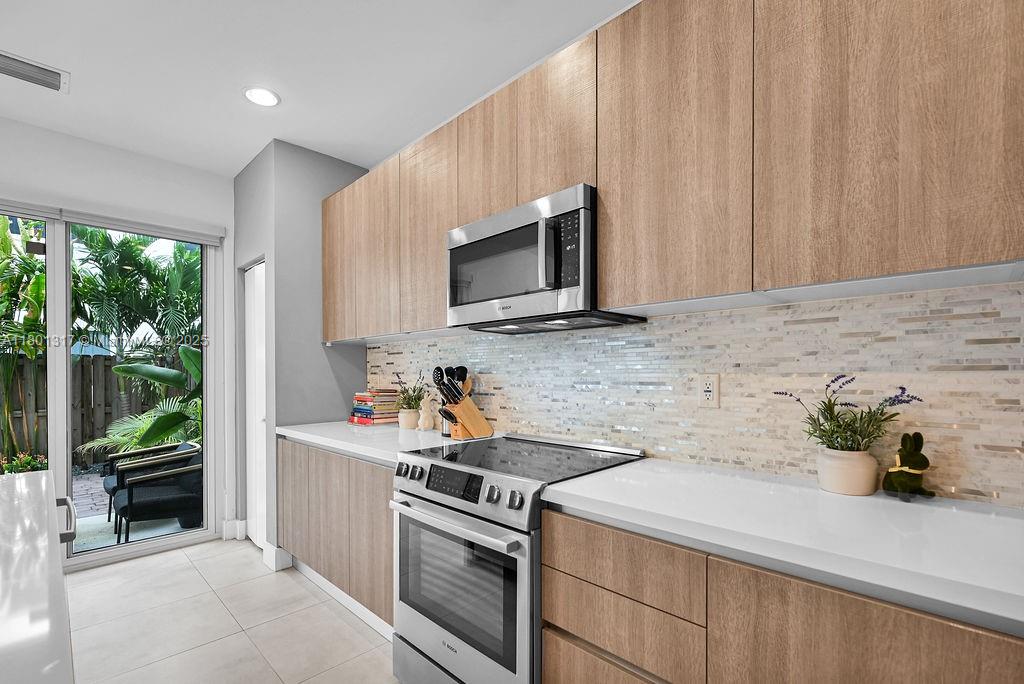 Property photo # 8