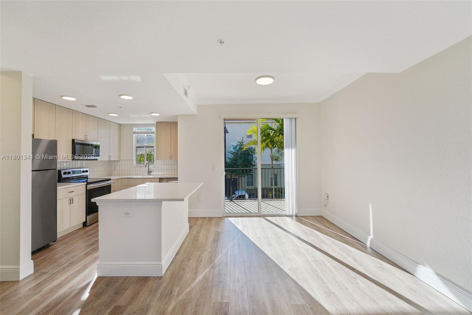 Property photo # 0