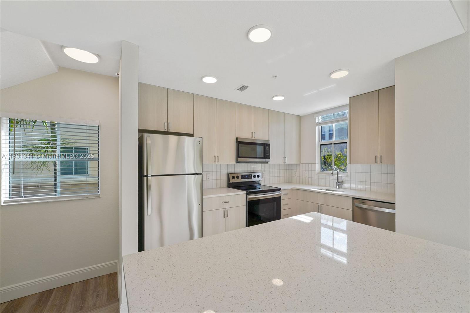 Property photo # 2
