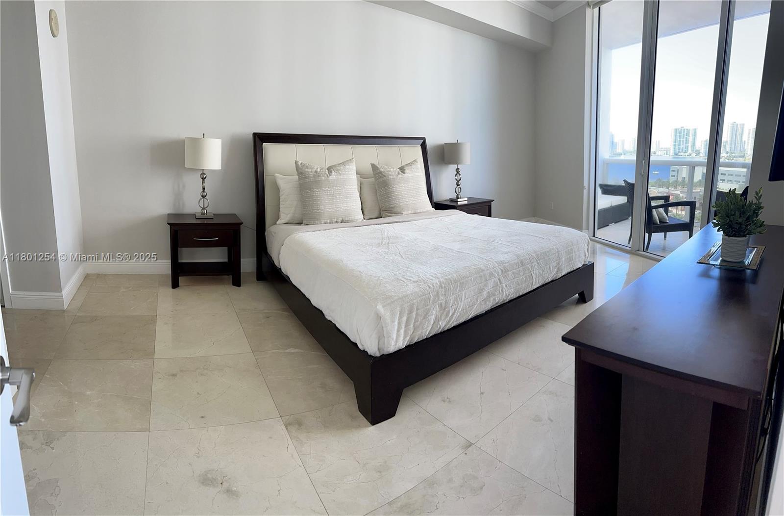 18101 Collins Ave #1108, Sunny Isles Beach, Florida image 14