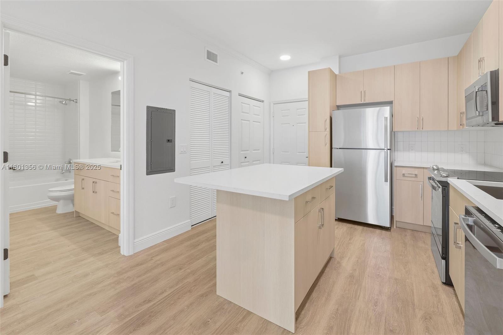 Property photo # 7