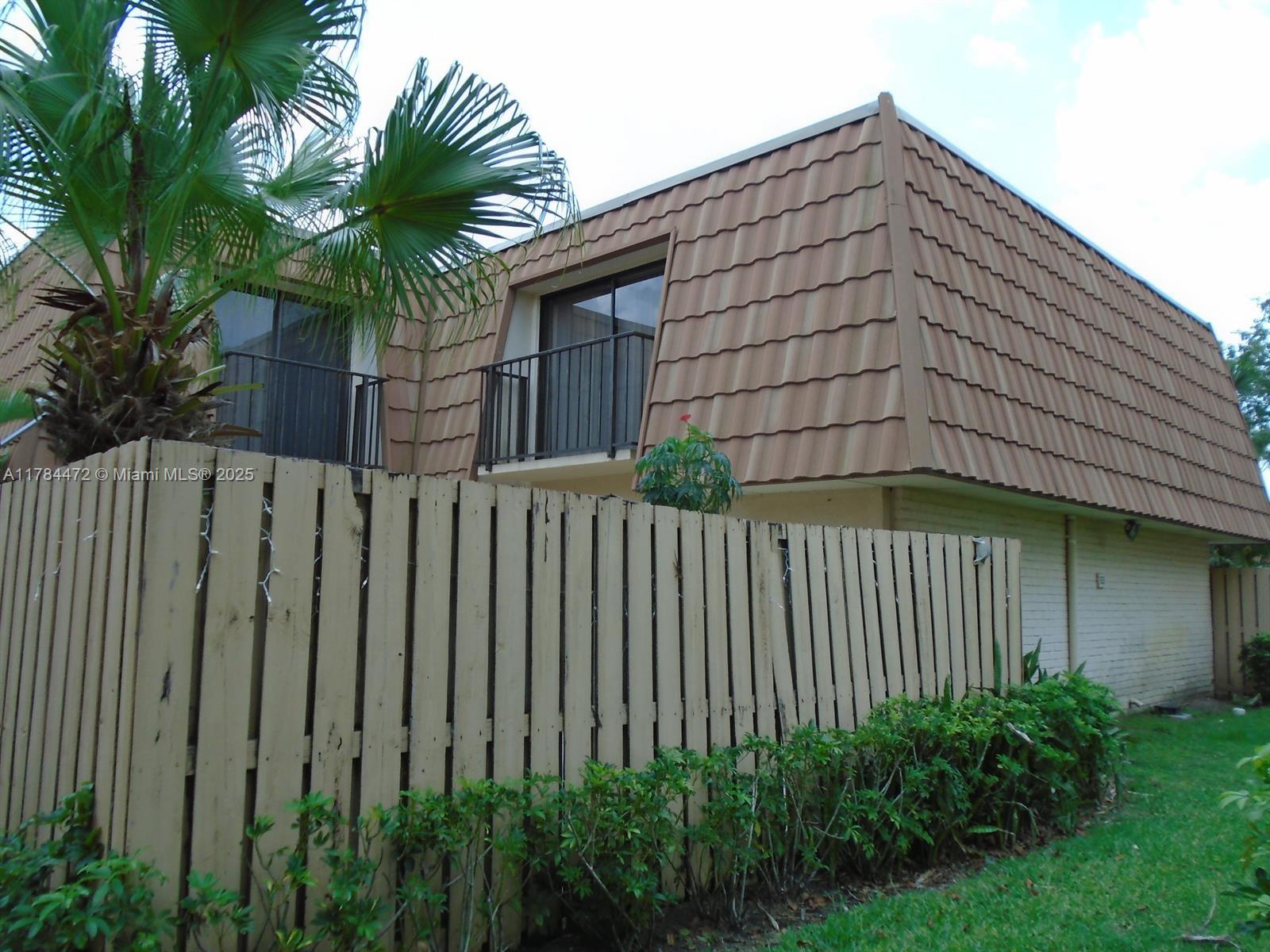 597 Green Springs Pl, West Palm Beach, Florida image 2