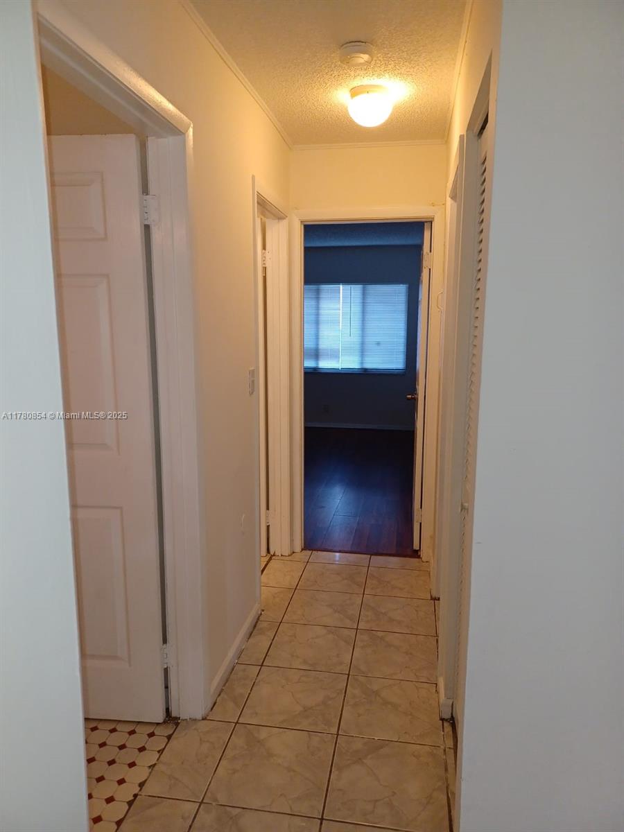 5820 NW 21st St #39-C, Lauderhill, Florida image 2