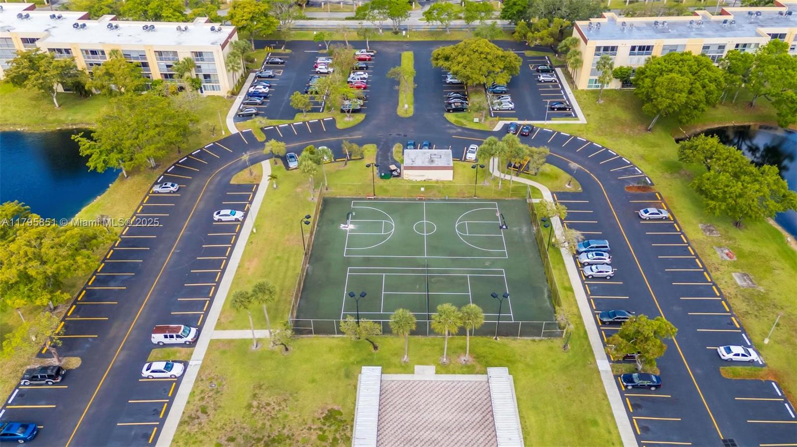 3321 NW 47th Ter #330, Lauderdale Lakes, Florida image 27
