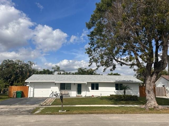 12821 SW 10th Ct, Davie, Florida image 1