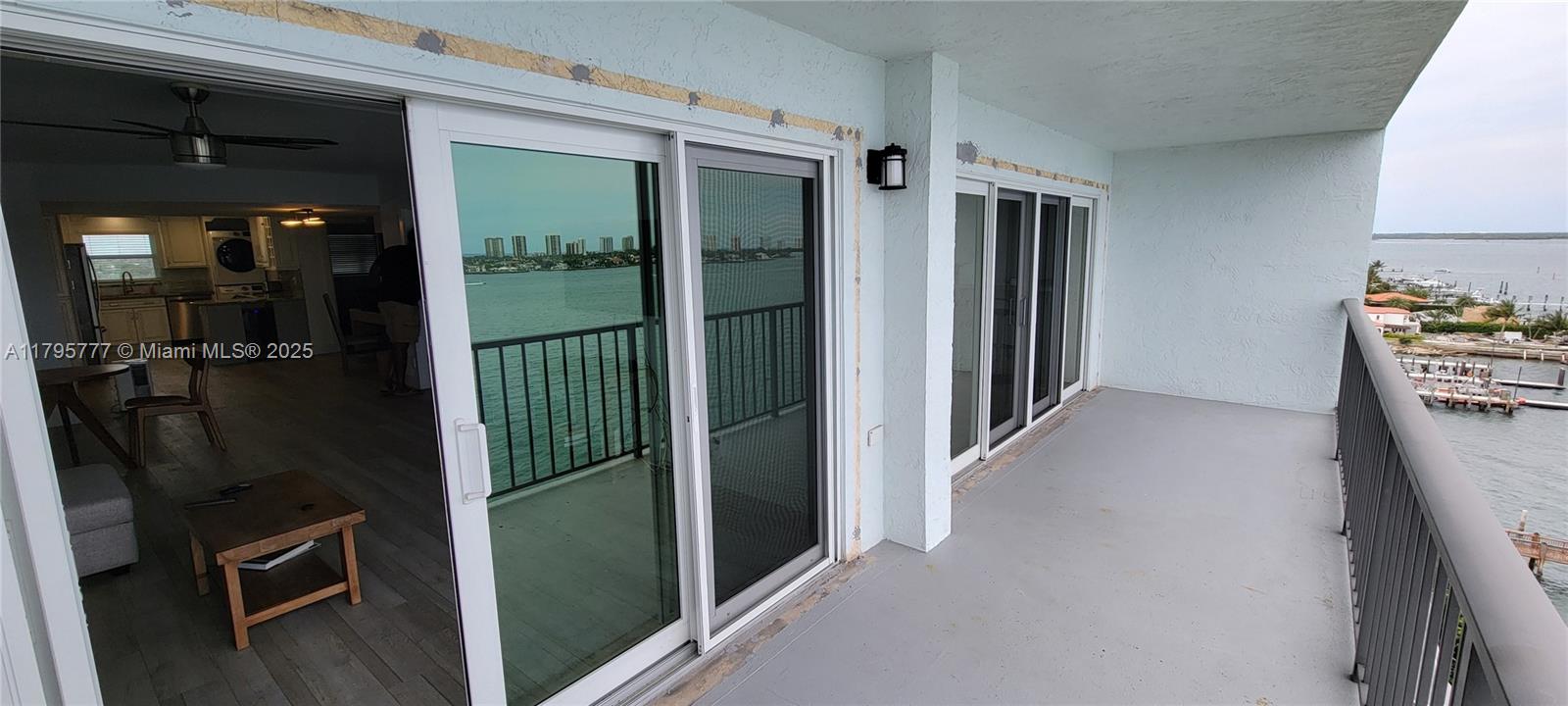 3040 Lake Shore Dr Ph2, Riviera Beach, Florida image 20