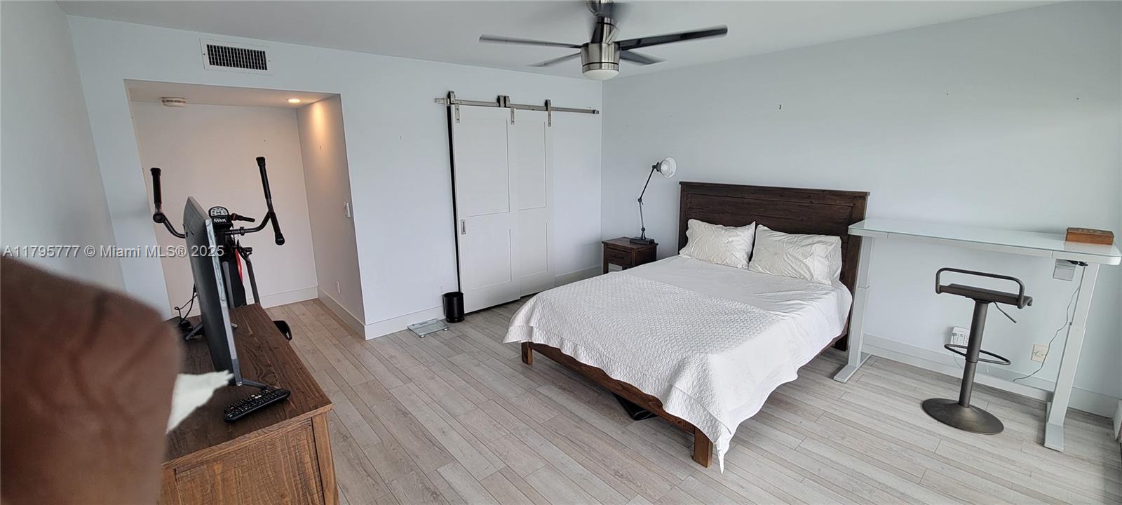 3040 Lake Shore Dr Ph2, Riviera Beach, Florida image 28