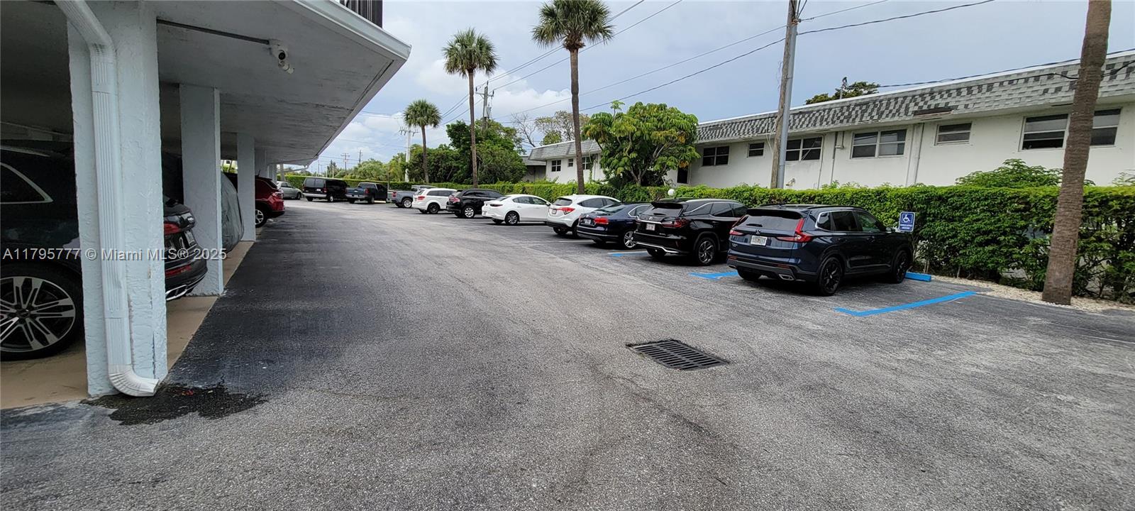 3040 Lake Shore Dr Ph2, Riviera Beach, Florida image 41
