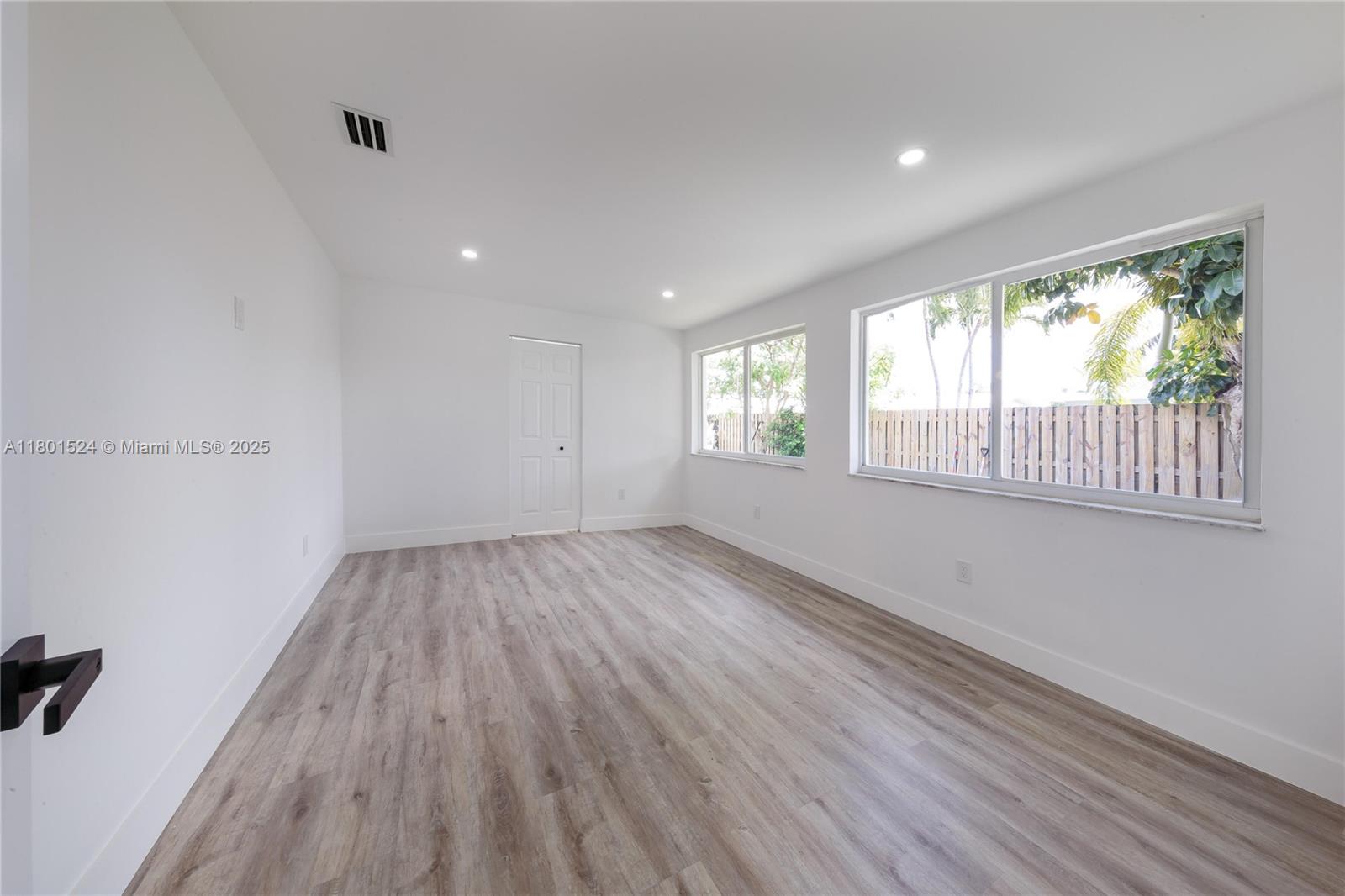 1830 NE 65th Ct, Fort Lauderdale, Florida image 25