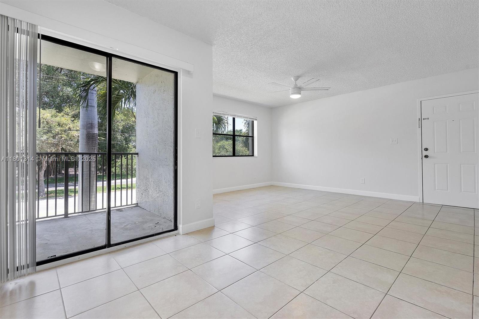 530 S Park Rd #23-11, Hollywood, Florida image 8