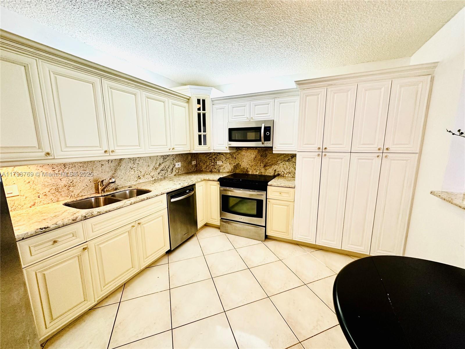 8855 Collins Ave #7H, Surfside, Florida image 14