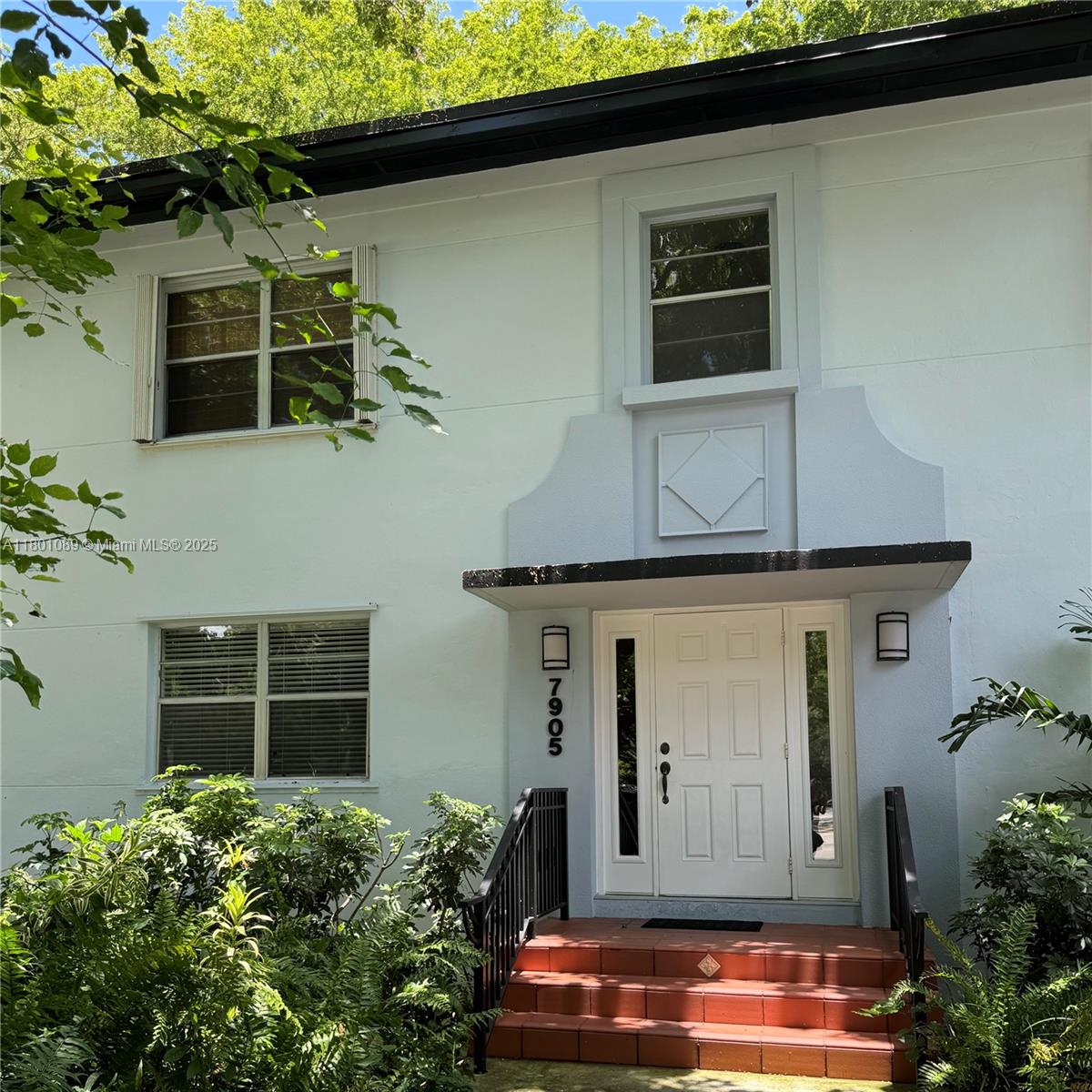 Property photo # 0