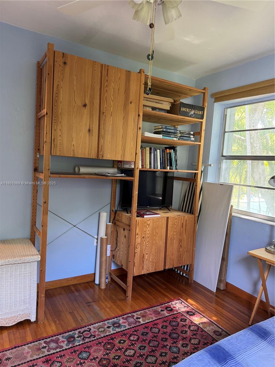 Property photo # 8